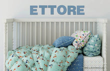 Carica l'immagine nel visualizzatore di Gallery, Lettere in Legno Azzurre con Stelle