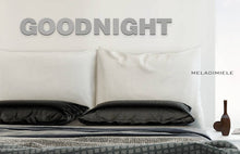 Carica l'immagine nel visualizzatore di Gallery, Lettere in Legno Grigie con Croci